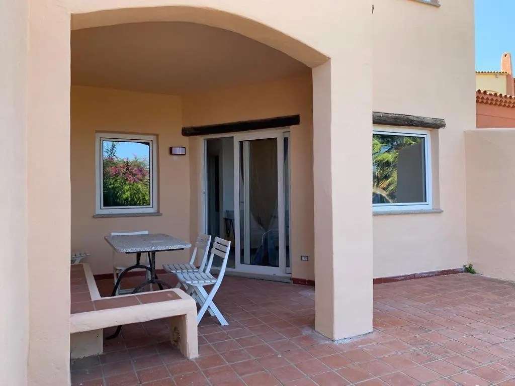 איזולה רוסה Residence Cala Rossa דירה