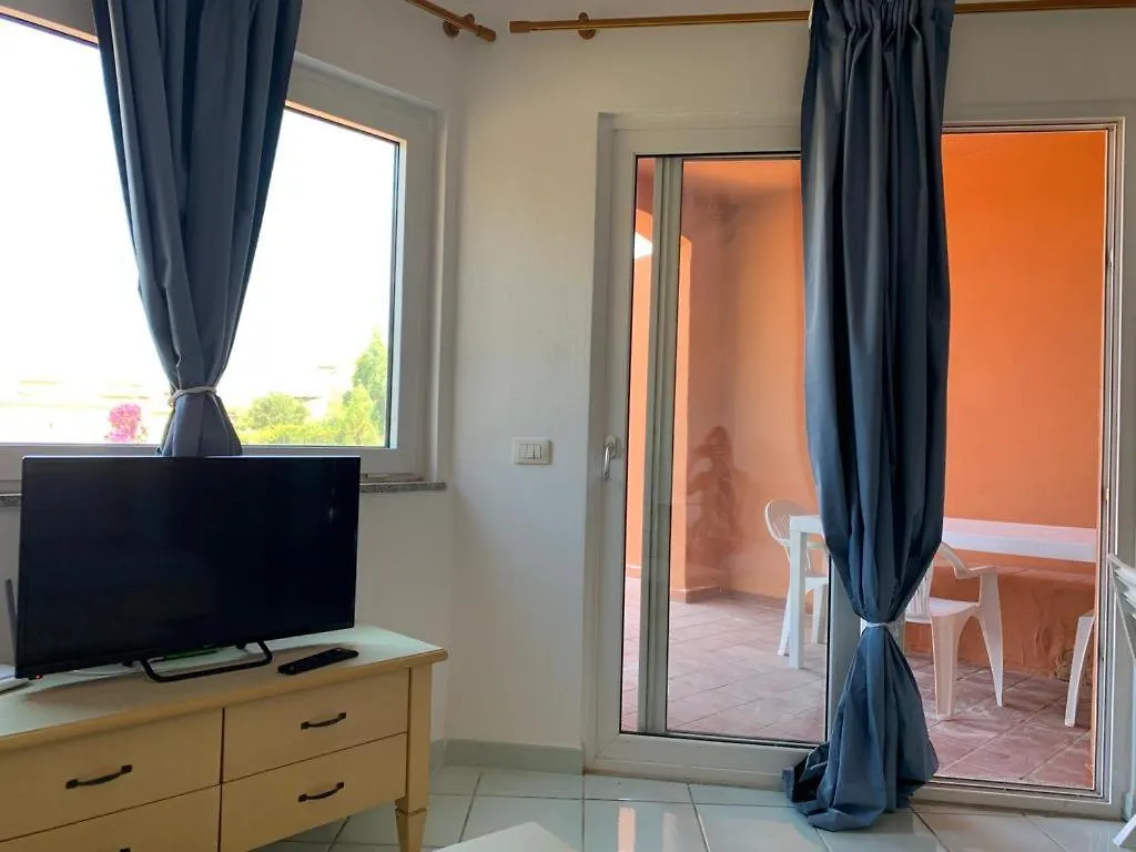 איזולה רוסה Residence Cala Rossa