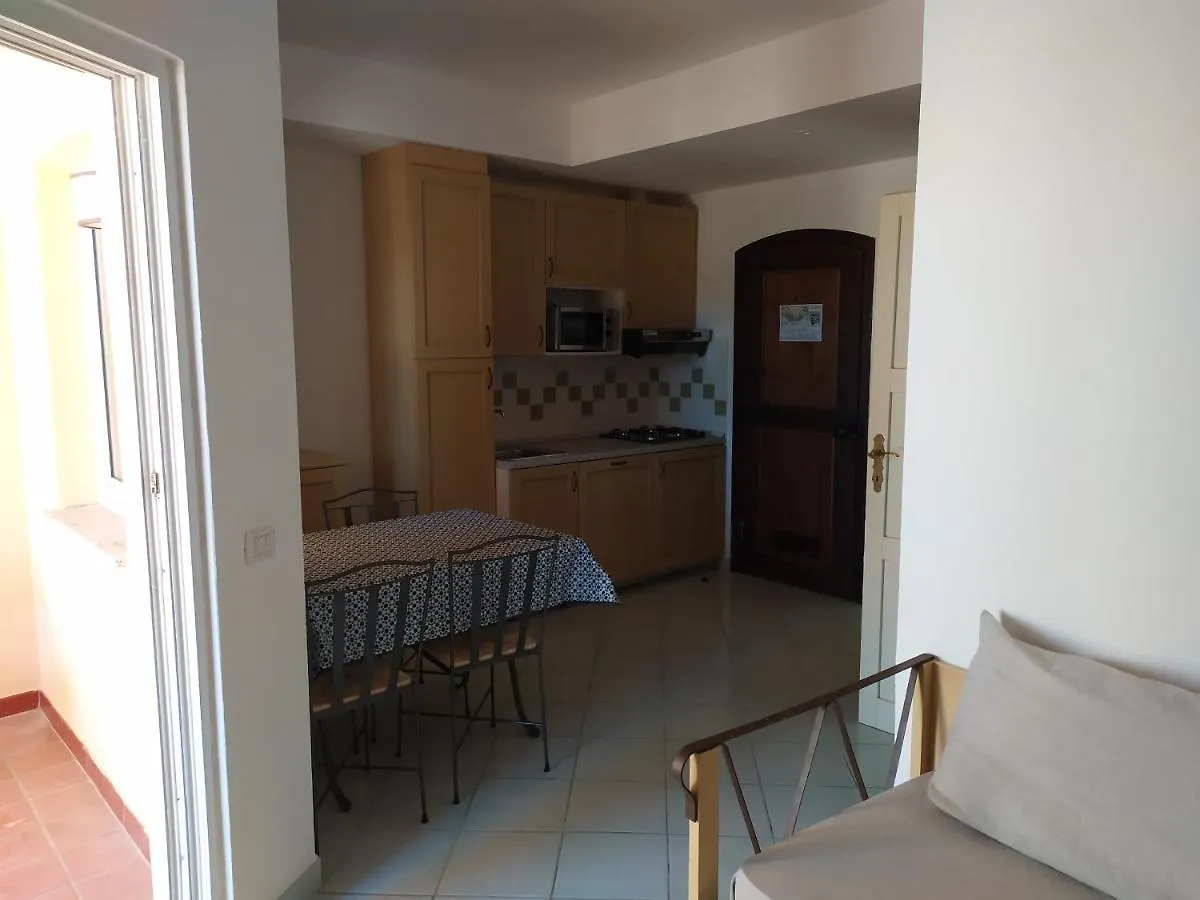 דירה איזולה רוסה Residence Cala Rossa