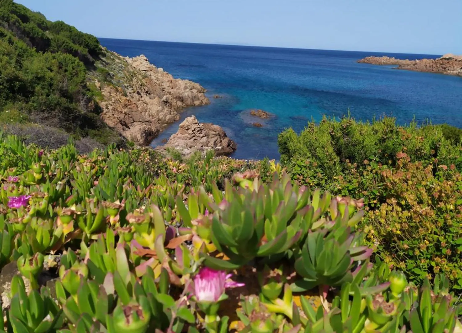 איזולה רוסה Residence Cala Rossa 0*, איזולה רוסה