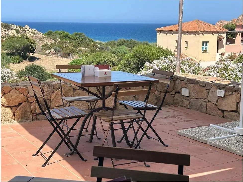 דירה איזולה רוסה Residence Cala Rossa איטליה